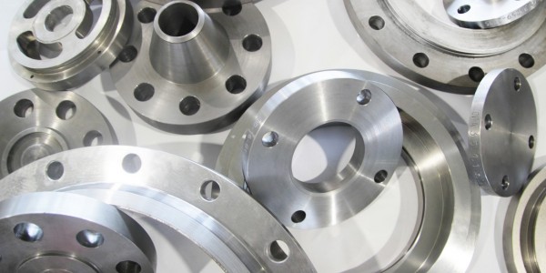 Фланцы и поворотные заглушки